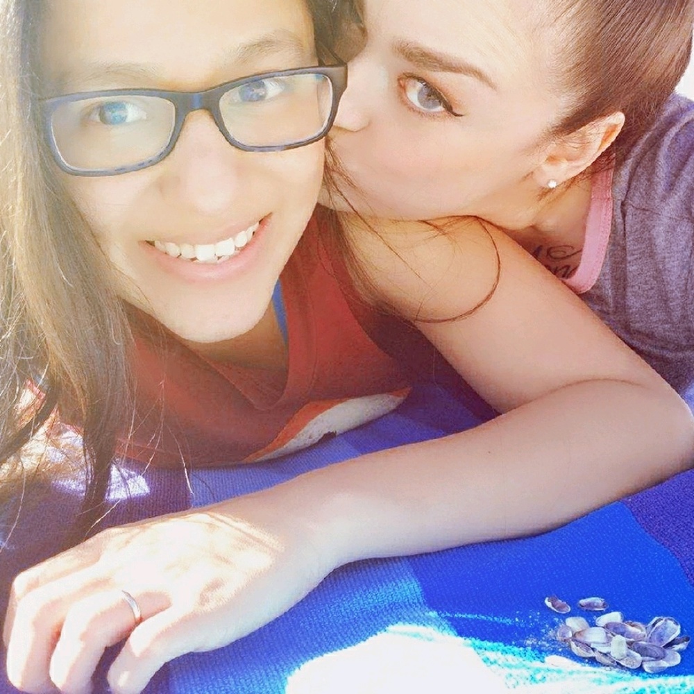 Meet your Posher, Mina